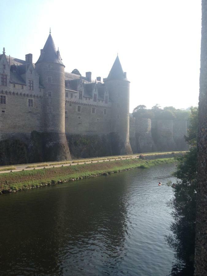 La Ville de Mainguy Josselin Exterior foto